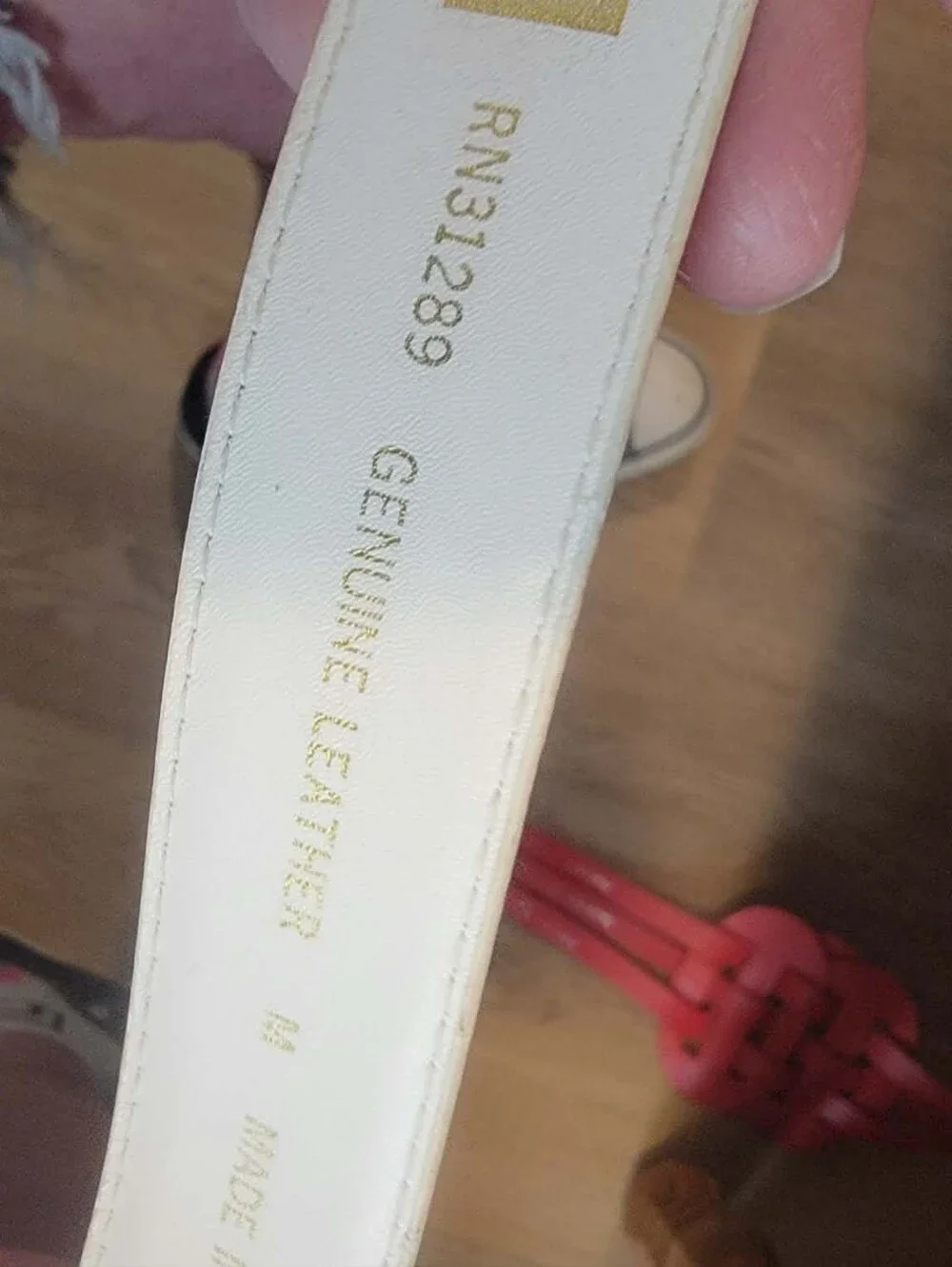 Kelly & Lang White Leather Belt Sz M